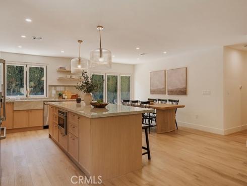 1081 Tulare , Costa Mesa, CA