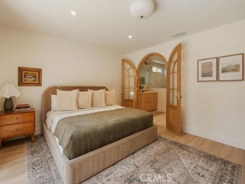 1081 Tulare , Costa Mesa, CA