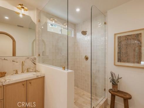 1081 Tulare , Costa Mesa, CA