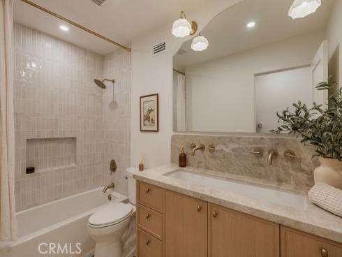 1081 Tulare , Costa Mesa, CA