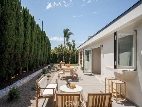 1081 Tulare , Costa Mesa, CA
