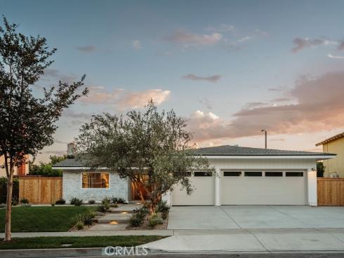 1081 Tulare , Costa Mesa, CA