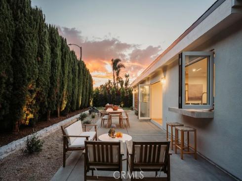 1081 Tulare , Costa Mesa, CA