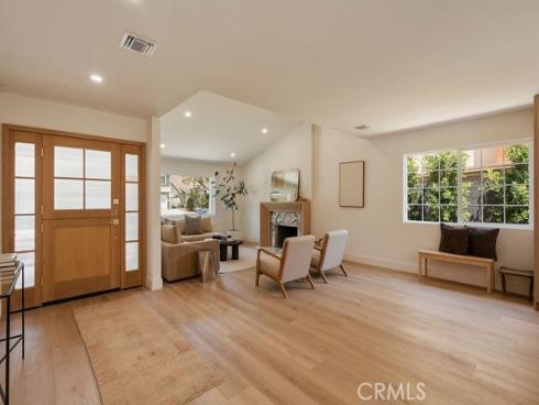 1081 Tulare , Costa Mesa, CA