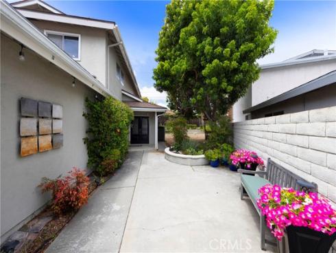 2336 Cynthia Court, Costa Mesa, CA