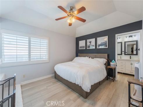 2687 Orange C , Costa Mesa, CA