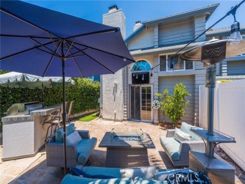 2687 Orange C , Costa Mesa, CA