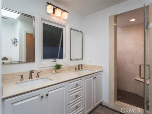 2043 N Capella Court, Costa Mesa, CA