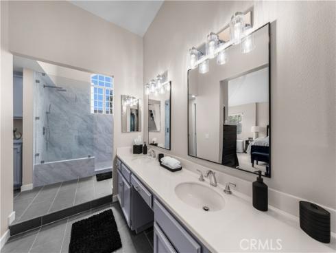 2537 Orange D Avenue, Costa Mesa, CA