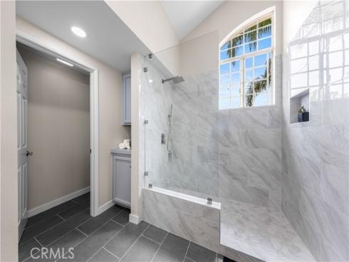 2537 Orange D Avenue, Costa Mesa, CA