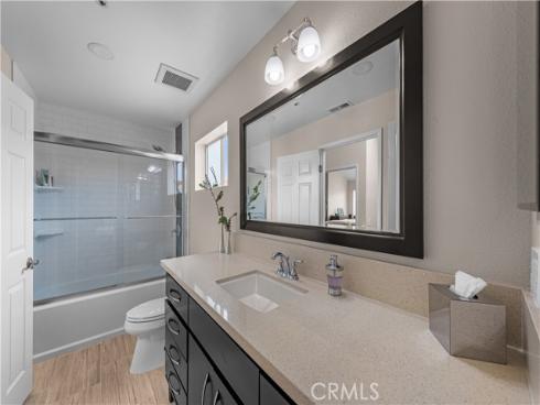 2537 Orange D Avenue, Costa Mesa, CA
