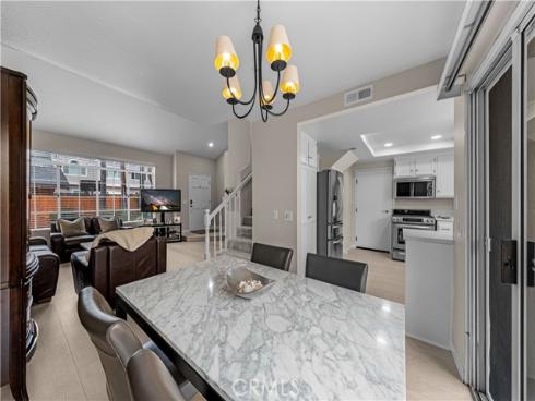 2537 Orange D Avenue, Costa Mesa, CA