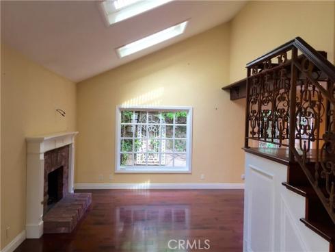 990 Trabuco , Costa Mesa, CA