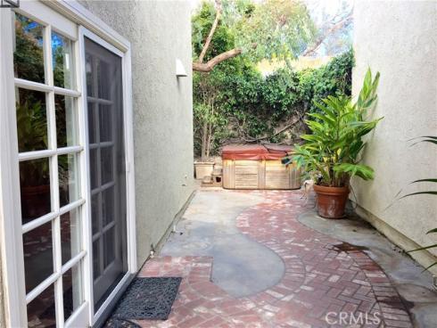 990 Trabuco , Costa Mesa, CA