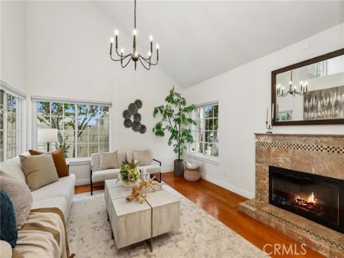 962  Begonia   Avenue, Costa Mesa, CA