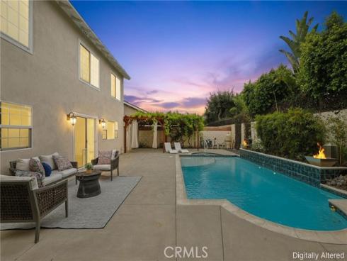 962  Begonia   Avenue, Costa Mesa, CA