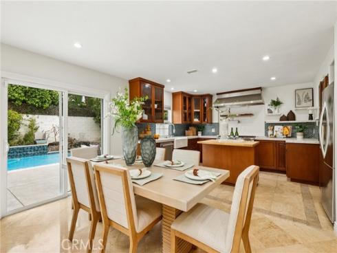 962  Begonia   Avenue, Costa Mesa, CA