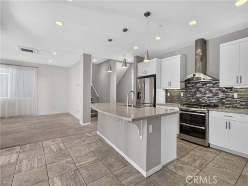 821 Brickyard , Costa Mesa, CA