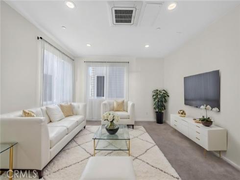 821 Brickyard , Costa Mesa, CA