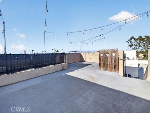 821 Brickyard , Costa Mesa, CA