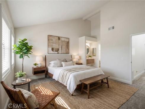 435 Bryson Springs 38 , Costa Mesa, CA