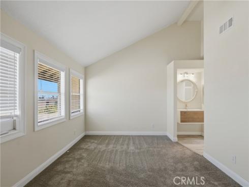 435 Bryson Springs 38 , Costa Mesa, CA