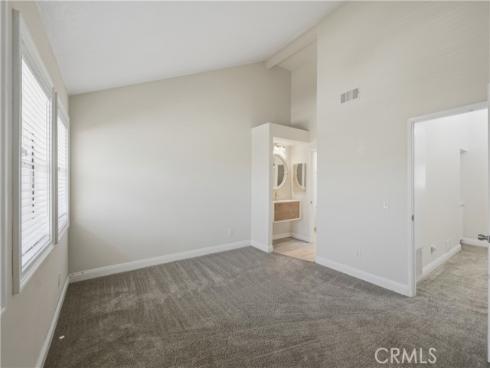 435 Bryson Springs 38 , Costa Mesa, CA