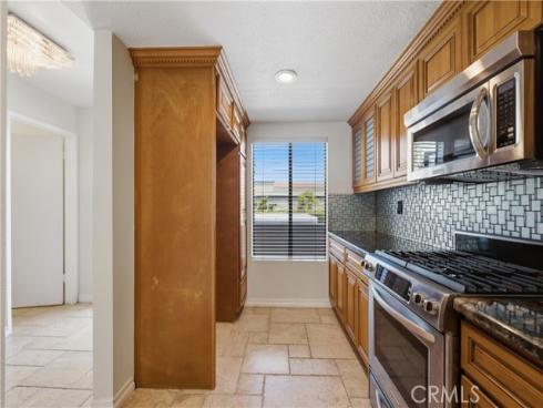 435 Bryson Springs 38 , Costa Mesa, CA