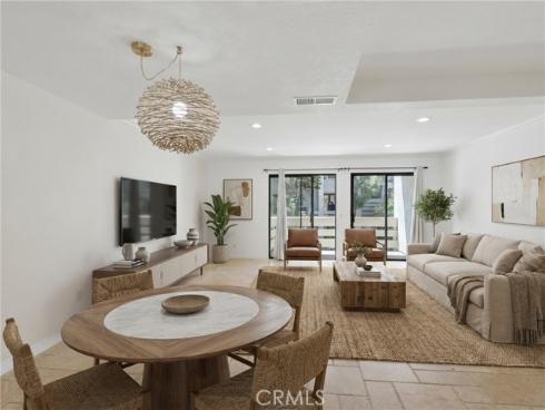 435 Bryson Springs 38 , Costa Mesa, CA
