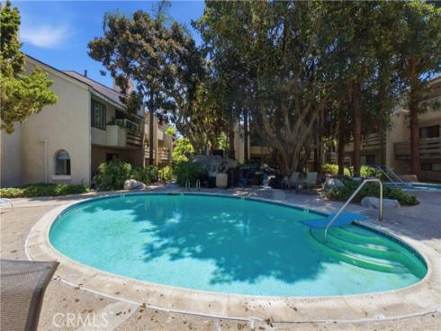435 Bryson Springs 38 , Costa Mesa, CA
