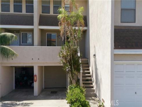 435 Bryson Springs 38 , Costa Mesa, CA