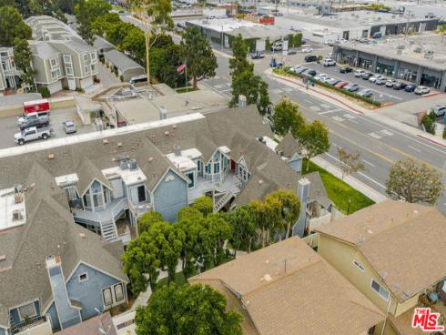 810 Baker 204 Street, Costa Mesa, CA