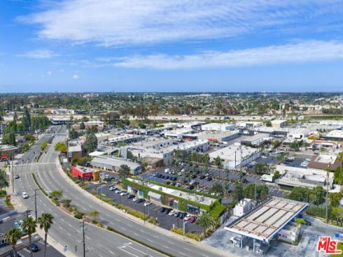 810  Baker  204  Street, Costa Mesa, CA