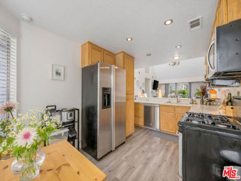 810 Baker 204 Street, Costa Mesa, CA