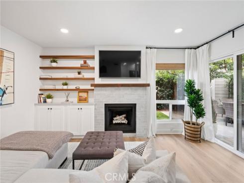 101 Aspen , Costa Mesa, CA