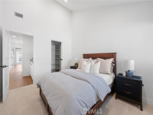 101 Aspen , Costa Mesa, CA