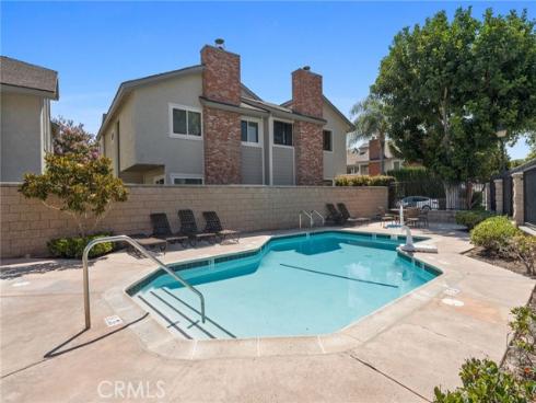 101 Aspen , Costa Mesa, CA