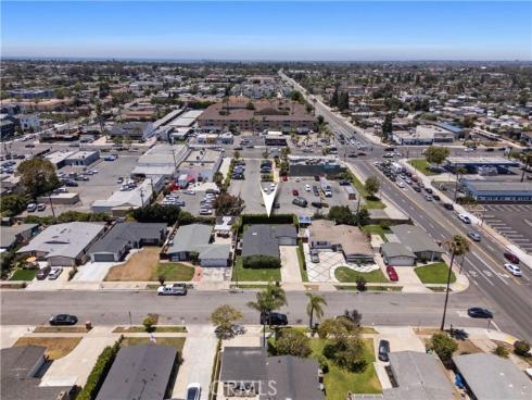 2135 Parsons Street, Costa Mesa, CA