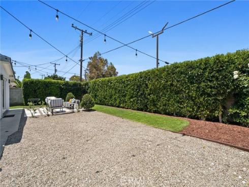 2135 Parsons Street, Costa Mesa, CA