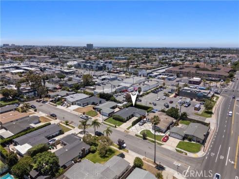 2135  Parsons   Street, Costa Mesa, CA