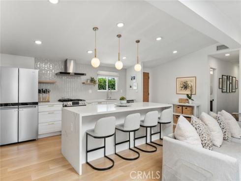 2135 Parsons Street, Costa Mesa, CA
