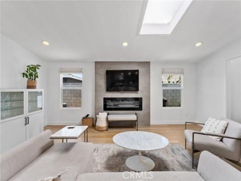 2135 Parsons Street, Costa Mesa, CA