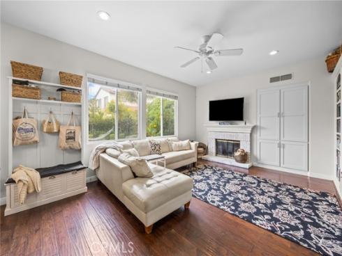 2707 Ashwood , Costa Mesa, CA