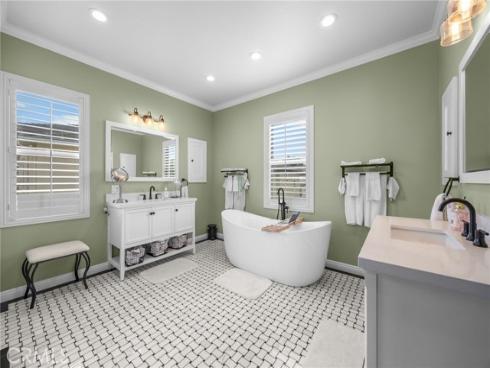 2707 Ashwood , Costa Mesa, CA