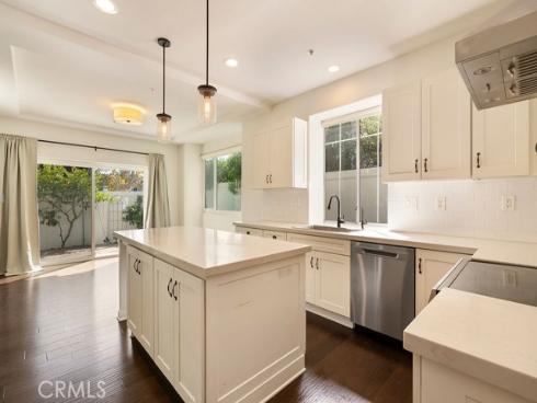 120 23rd Street A , Costa Mesa, CA