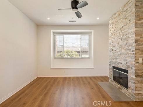 120 23rd Street A , Costa Mesa, CA