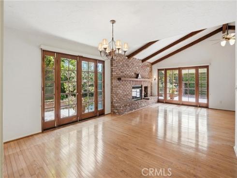 2037 S Capella Court, Costa Mesa, CA