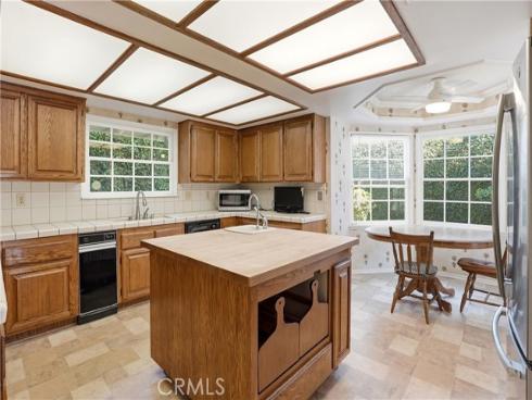 2037 S Capella Court, Costa Mesa, CA