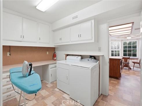 2037 S Capella Court, Costa Mesa, CA