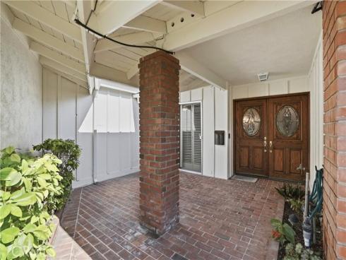 2037 S Capella Court, Costa Mesa, CA